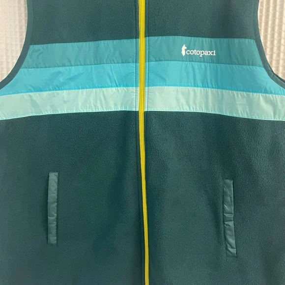 Cotopaxi plus size fall winter Green and Blue Fleece Vest - Picture 2 of 5